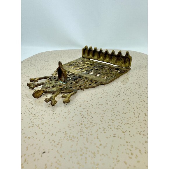 Antique ornate brass Menorah Judaica, Hanukkah Menorah, hanging oil lamp - Picture 4 of 7